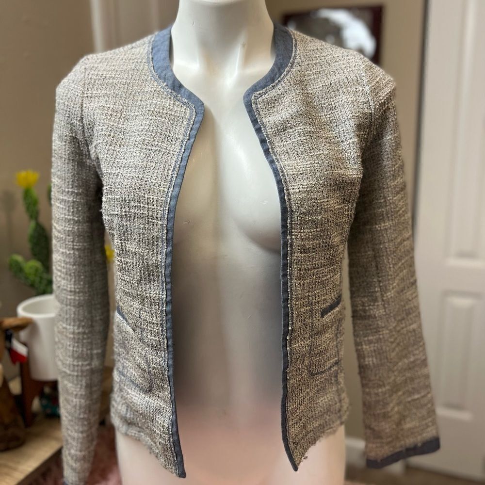 Gray blazer 